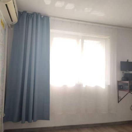 Mic Dormitor Informativ Turistic Lägenhet Bukarest Exteriör bild